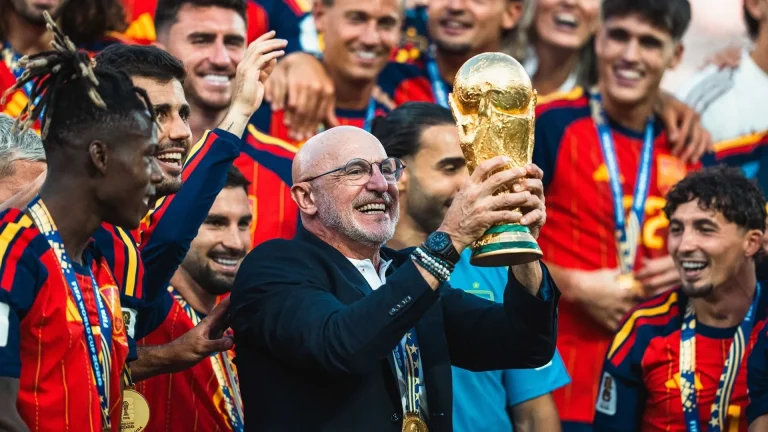 Luis de la Fuente mundial